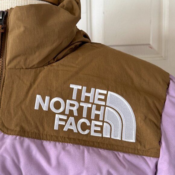 Womens The North Face 92 Low-Fi Hi-Tek Nuptse Down Puffer Jacket Lupine Purple - Picture 5 of 8